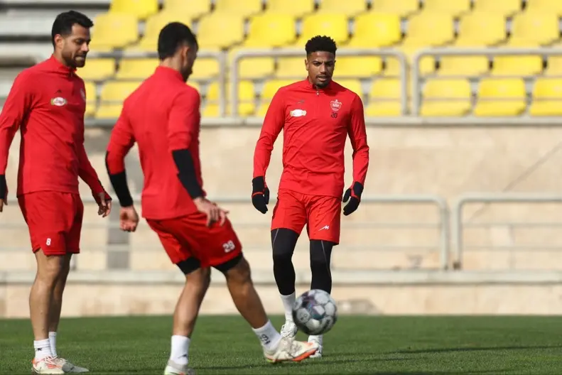 ستاره پرسپولیس در انزلی از نظرها غایب شد!