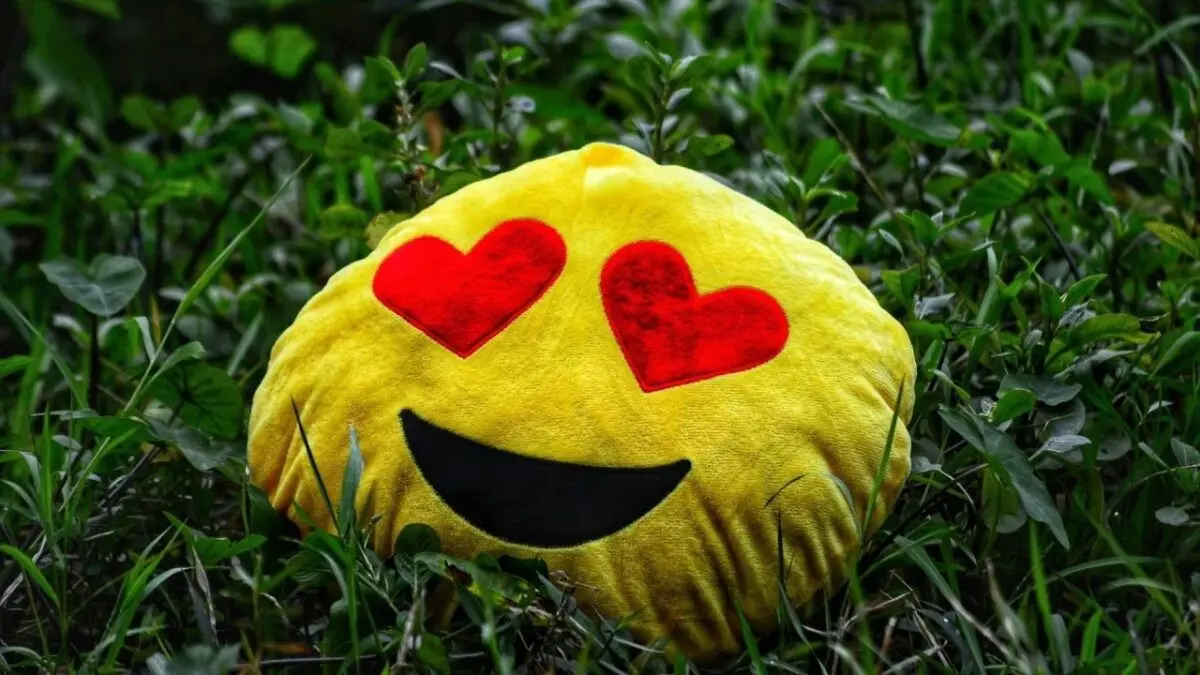 روز جهانی ایموجی؛محبوب ترین ایموجی‌ها کدامند؟