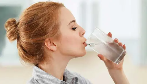 آب نوشیدن