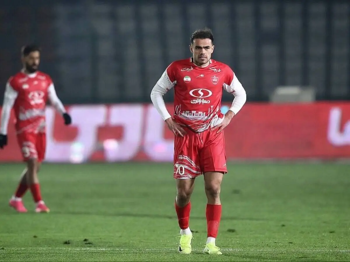 اوستون اورونوف هم از پرسپولیس رفت؟