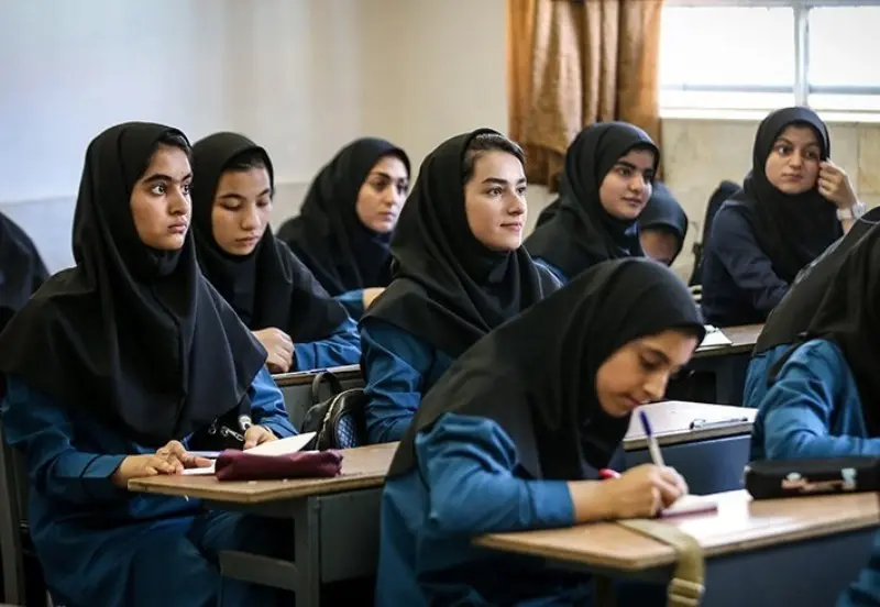 آموزش و پرورش: غیبت این دانش‌آموزان موجه است
