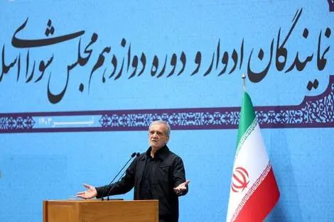 مسعود  پزشکیان: جواب اعتراض را با باتوم می‌دهیم
