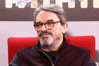 حسین علیزاده به کنایه: همه در گل و بلبل زندگی می‌کنیم/ فیلم