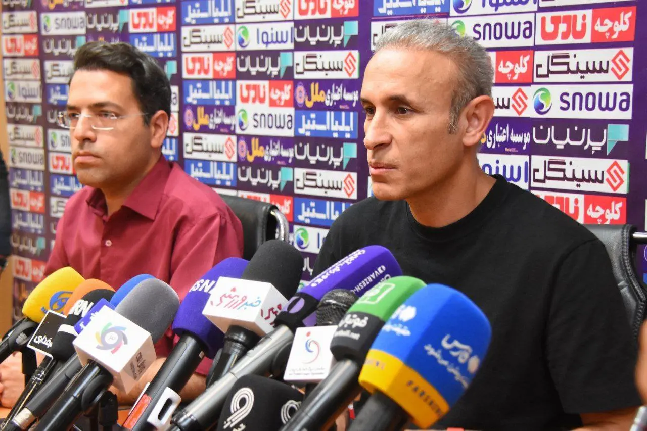 یحیی گل محمدی قبل از بازی با استقلال : در پرسپولیس  یکسال دیگر هستم