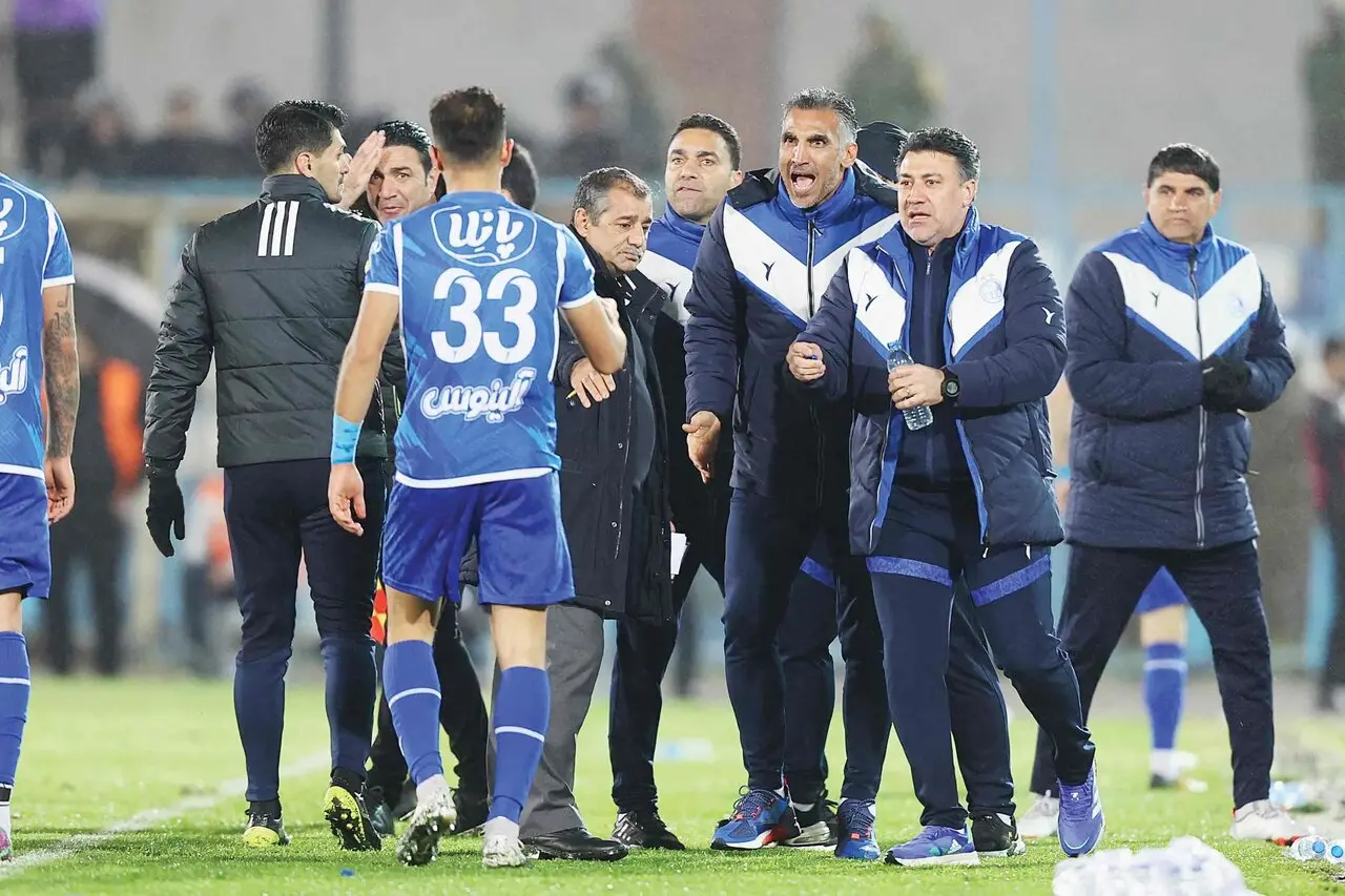 استقلال در آستانه یک خرید بزرگ، بمب آبی ها منفجر می شود؟

