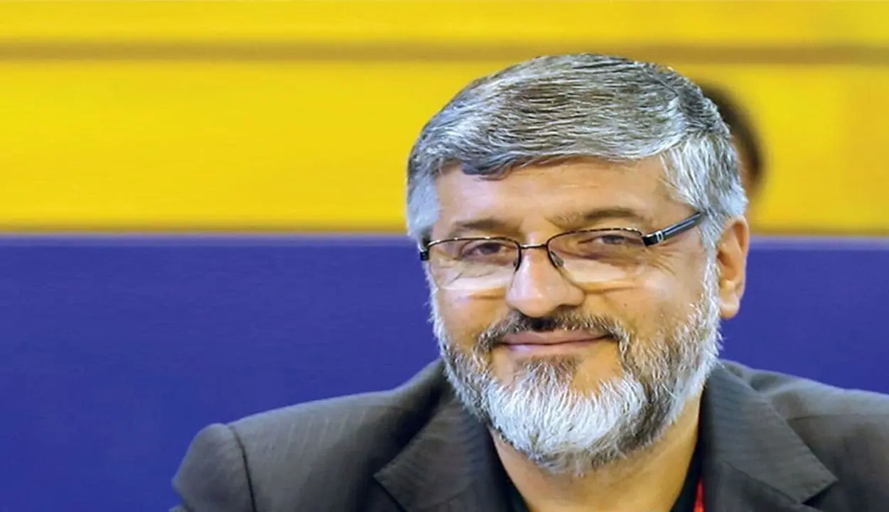 حکم جدید پولادگر آمد