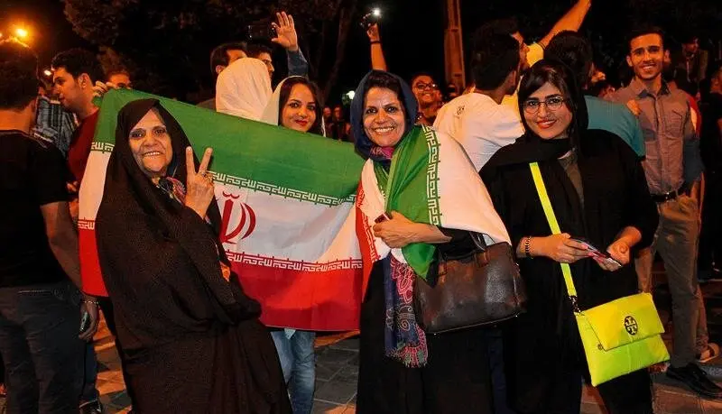 توهین تند به شادی معترضان، پس از باخت ایران به آمریکا