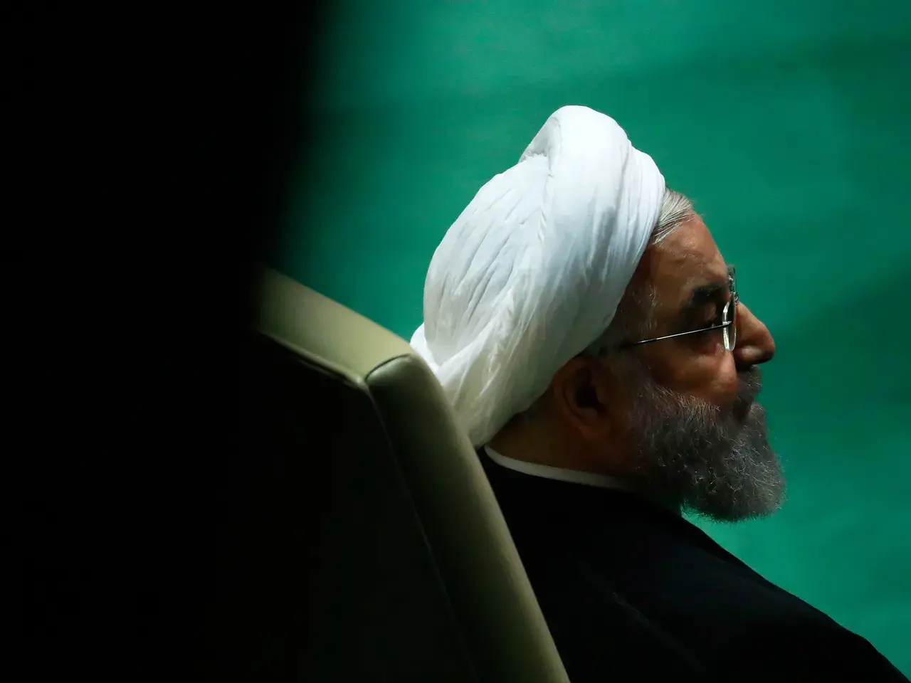در جلسات حسن روحانی چه می گذرد؟