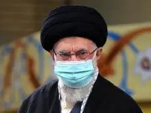 رهبر انقلاب :ملاحظه‌ هیچ کس را نمی‌کنیم و حقیقت را با صدای بلند بیان می‌کنیم 