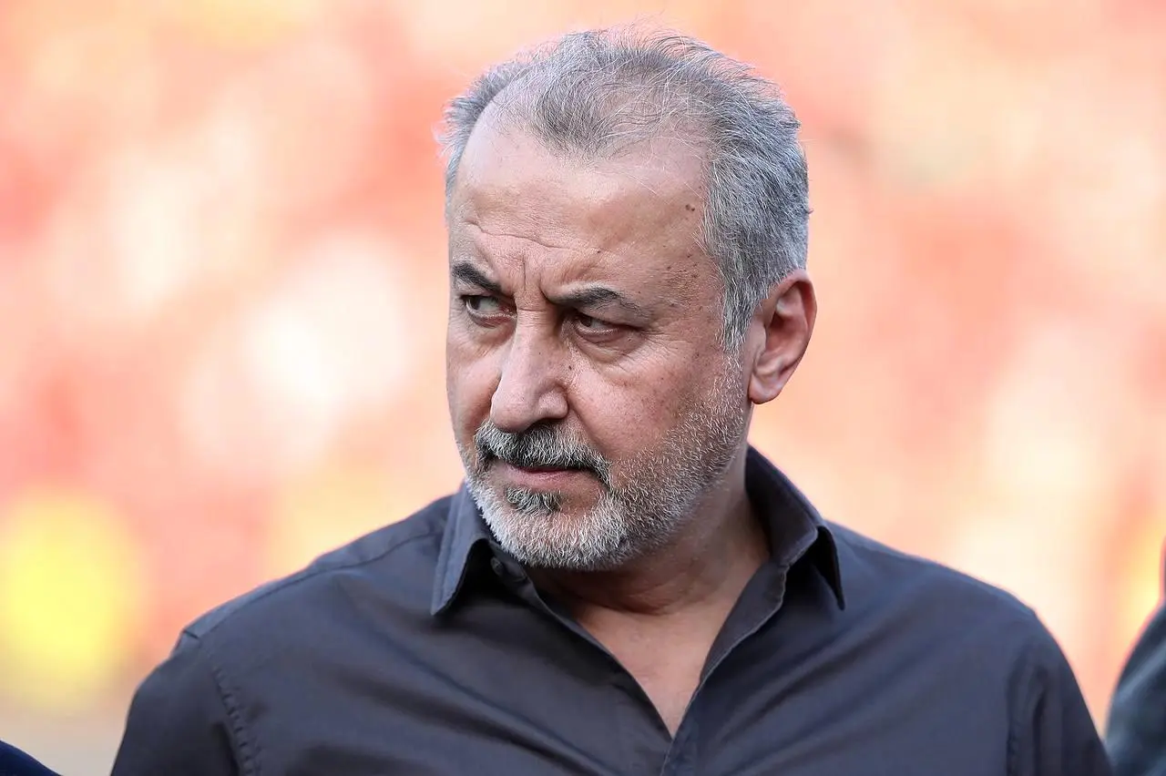 حمله جنجالی رضا درویش به خبرنگاران