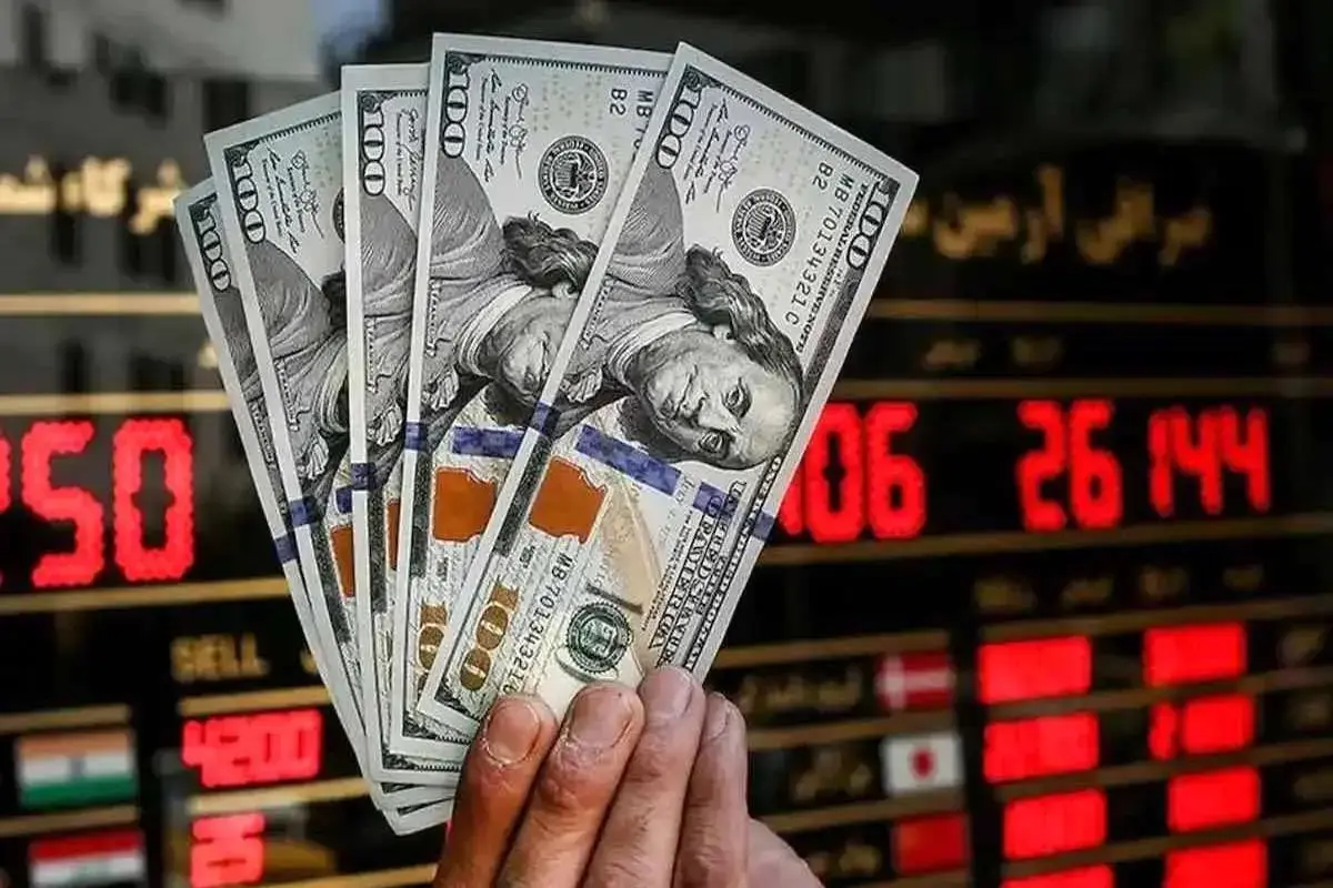 بوی عیدی، بوی دلار ۶۱ هزار تومانی، بوی سقوط ریال !