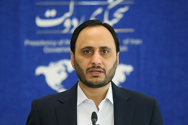 سخنگوی دولت استعفا کرده است؟