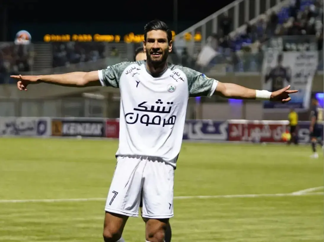 یک بازیکن جدید به تیم ملی اضافه می‌شود