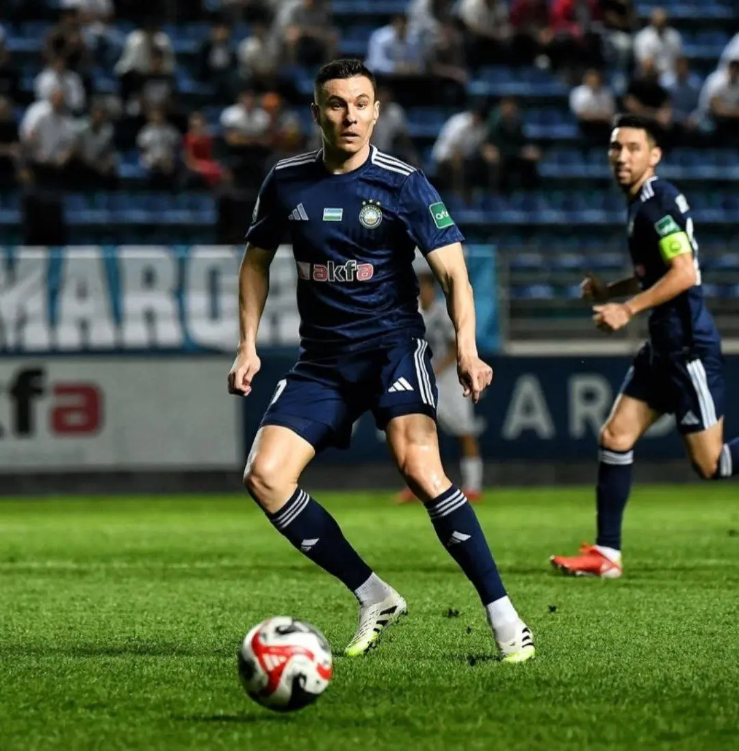 نام اولین بمب زمستانی پرسپولیس فاش شد؛ اورونوف دوم در راه ایران 
 