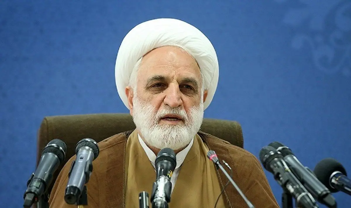 اژه ای: فردی که شلاق می‌خورد تا مدت‌ها دچار عقده و کینه می‌شود