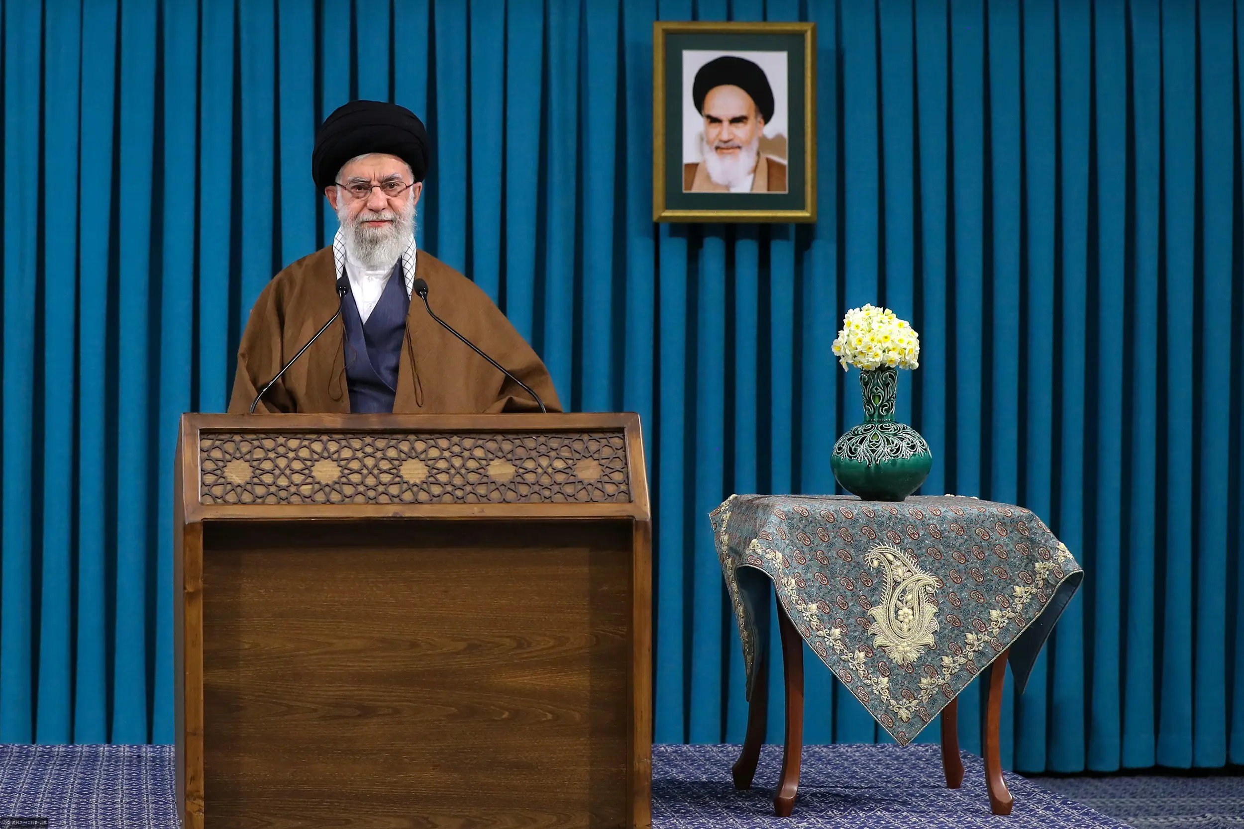 پیام نوروزی رهبر انقلاب به مناسبت آغاز سال ۱۴۰۴