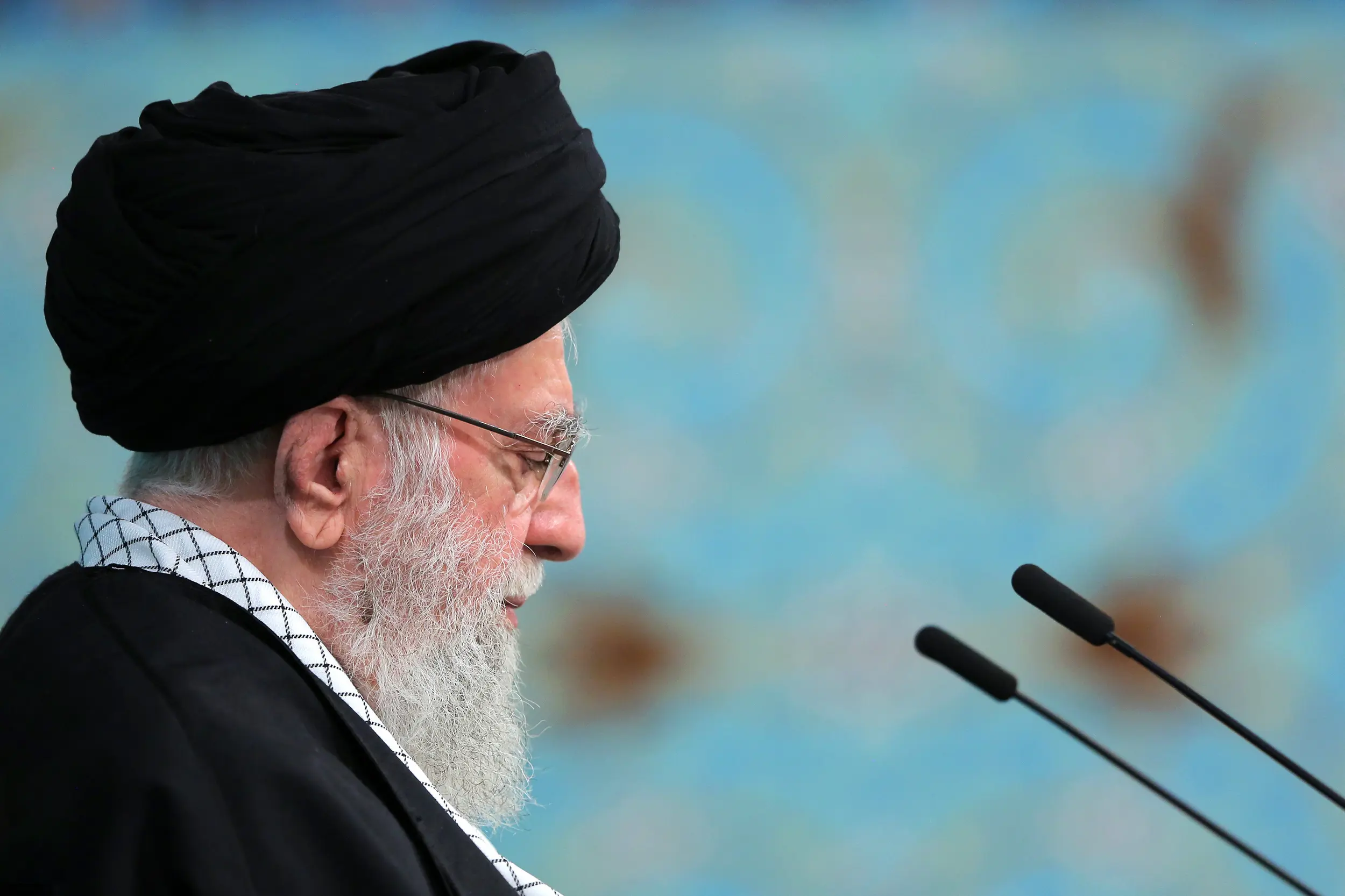 رهبر انقلاب:حتما نابودی غده سرطانی صهیونیست را خواهند دید