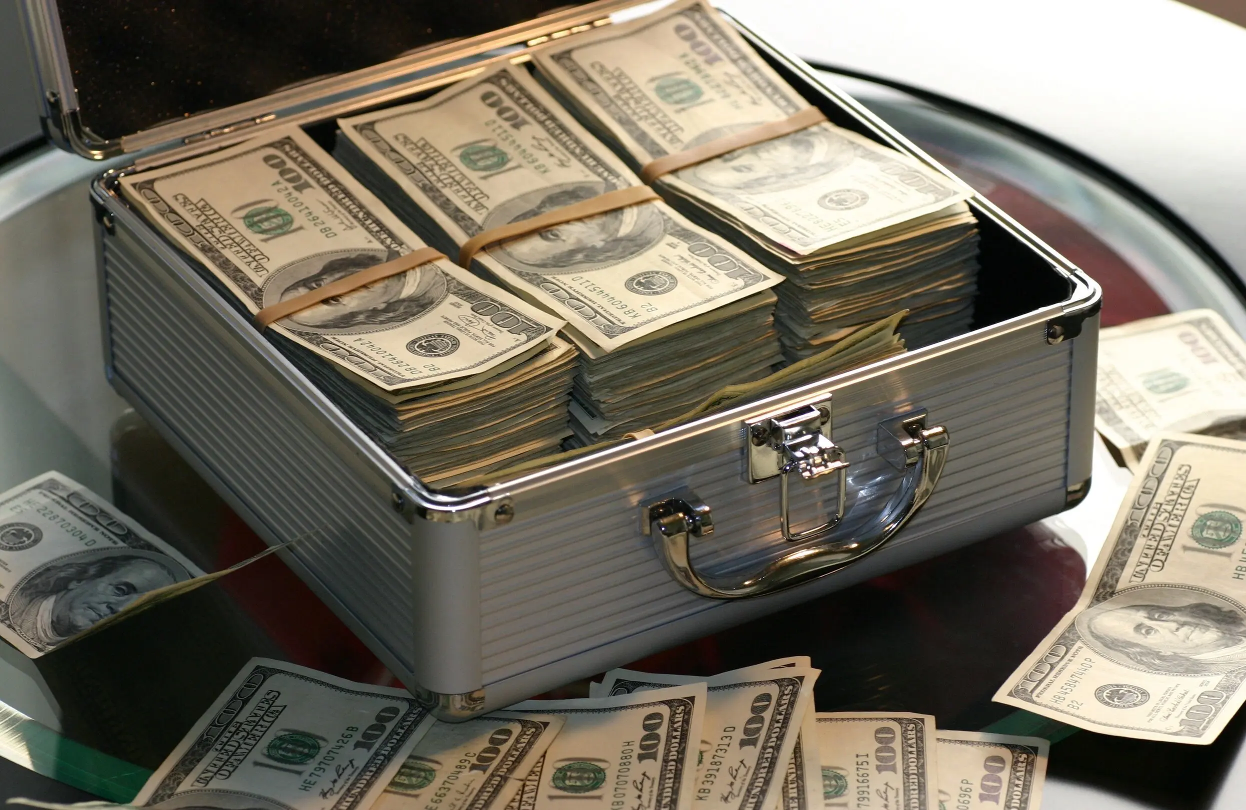 آزادسازی ۳۰۰ میلیون یورو از منابع بانک مرکزی در عراق
