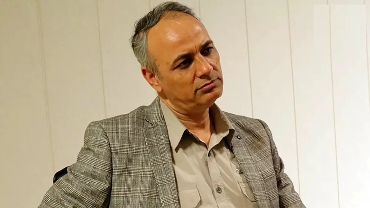 انتقاد زیدآبادی از انتقاد ناپذیران!