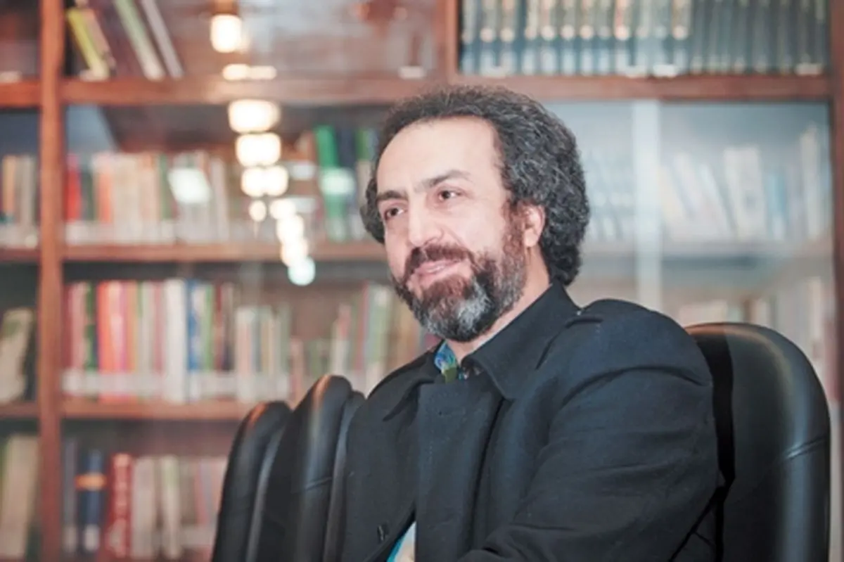 هشدار دکتر محسن رنانی: کاری نکنیم که نسل جوان، یا مثل روح الله زم شود یا شبیه تتلو