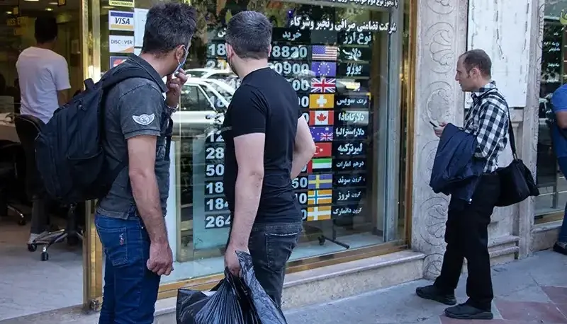  عقبگرد قیمت سکه با بوی دلارهای نفتی