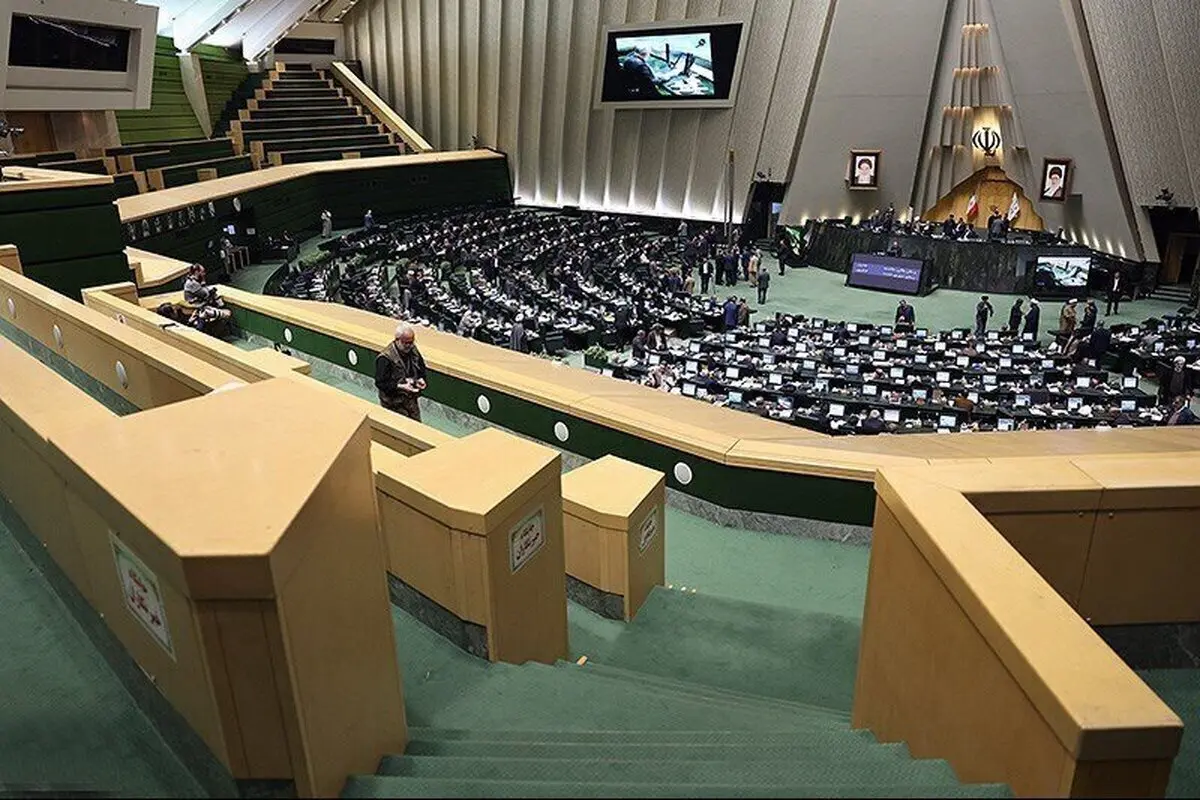 موافقت مجلس با لایحه دو فوریت برخورد با اخبار خلاف واقع