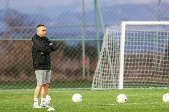 یک تراکتوری دستیار  قلعه نویی شد