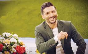 استوری تلخ جواد کاظمیان به قیمت وحشتناک دلار ۱۰۰ هزار تومانی! + عکس
