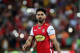  امید عالیشاه کاپیتان پرسپولیس رچار ضربه مغزی  شد؟
