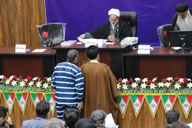 پرونده پولشویی هزار و ۶۰۰ میلیاردی موسسه نور روی میز قاضی | متهم ردیف اول در دادگاه چه گفت؟
