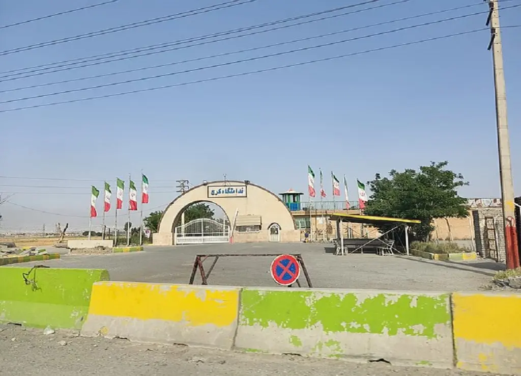 درگیری در زندان کرج | زندانیان مواد مخدر پتوها را آتش زدند |یک زندانی جان باخت | تعدادی زخمی شدند