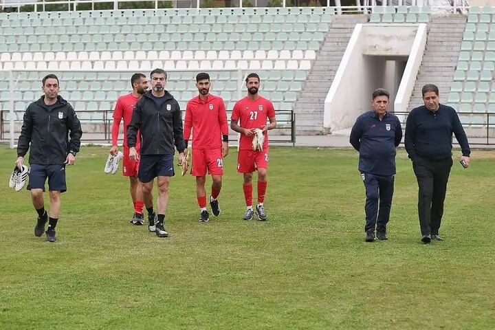 سه ستاره یحیی نزدیک به در خروج/ آژیر قرمز در پرسپولیس بلند شد