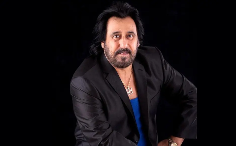 شهرام شب‌پره عزادار برادرش شد +عکس