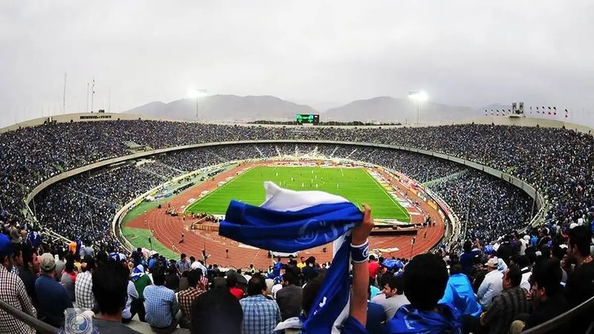 یک ساعت مانده به دربی؛ ورزشگاه آزادی تکمیل شد!