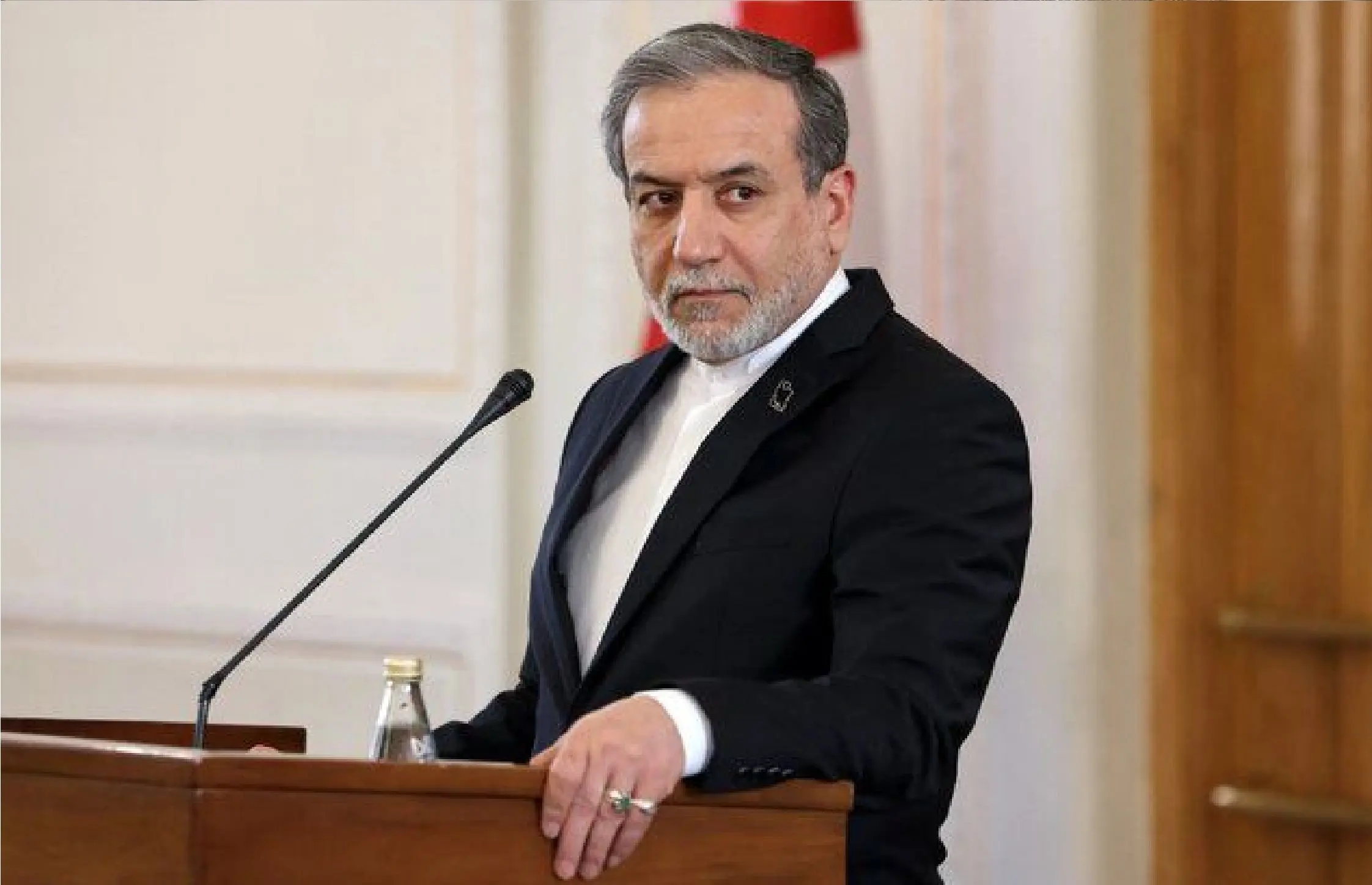 هشدار عراقچی به غربیها درباره فعالشدن اسنپبک