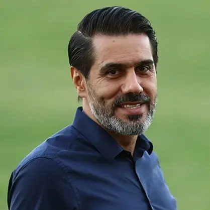 
افشین پیروانی از پرسپولیس اخراج شد

