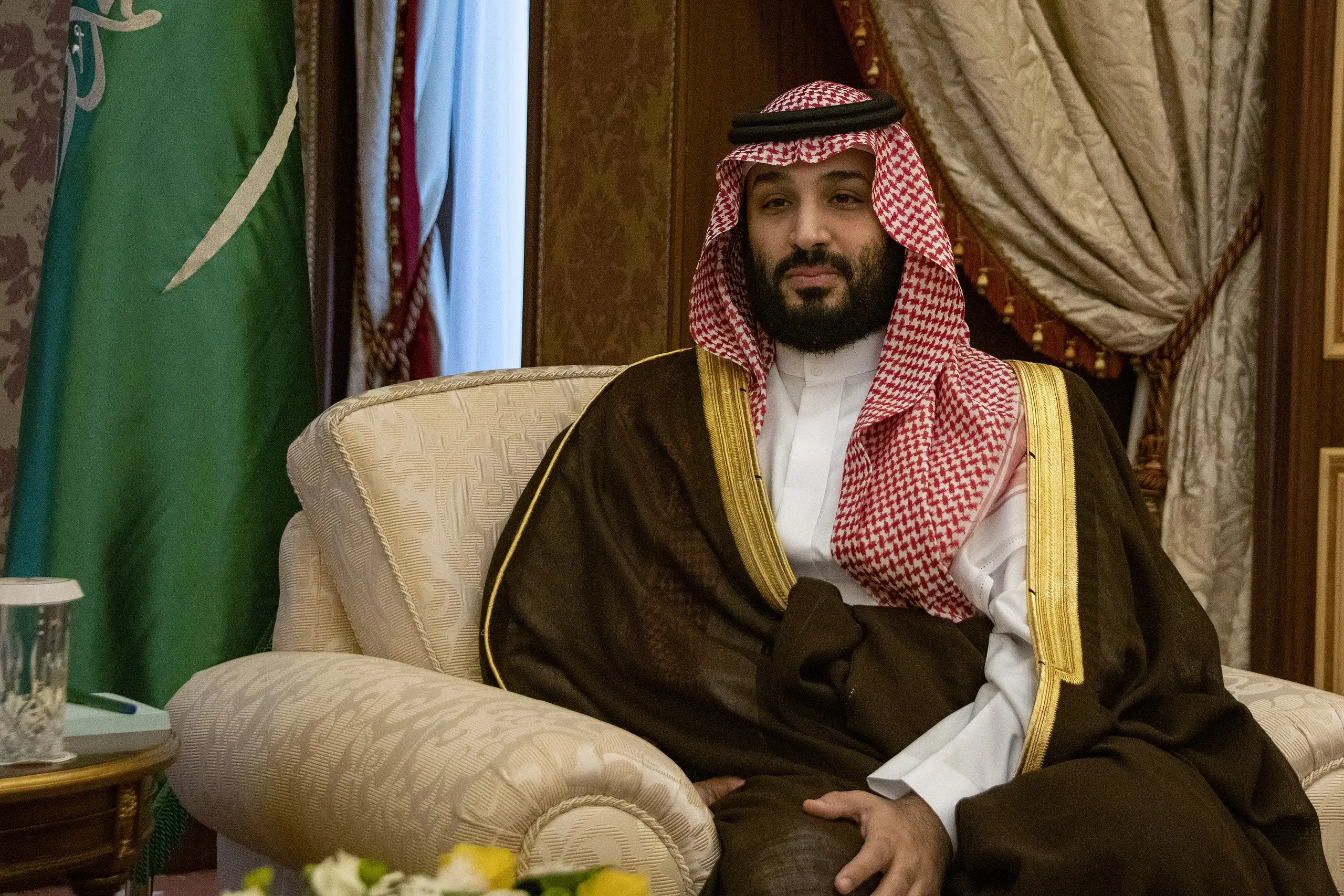 ولیعهد سعودی: اگر ایران به بمب اتم دست یافت ما نیز حق داشتن آن داریم 

