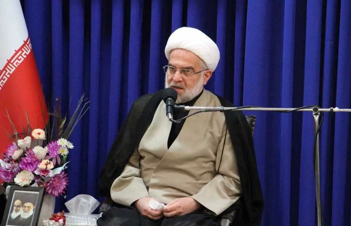 نماینده ولی‌فقیه در کردستان: ماموستا‌ها از مردم بخواهند مغازه‌هایشان را نبندند
