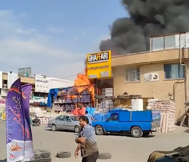 فیلم وحشتناکی از لحظات اولیه آتش سوزی در بازار شادآباد تهران


