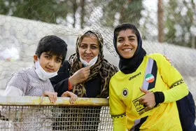  چرا اولین دختر فوتبالی ایران به اروپا نرفت + عکس 