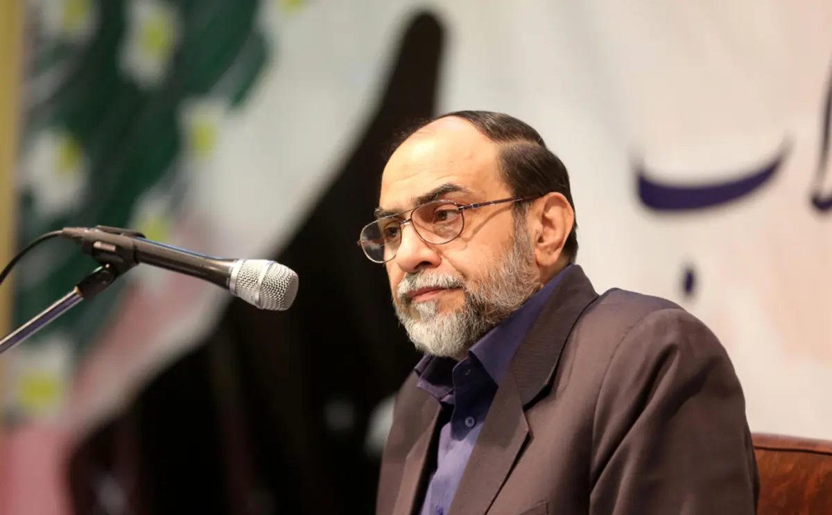 رحیم پورازغدی خطاب به صداوسیما/ هنرمندانی آوردید که زباله، قمارباز، معتاد و الکلی هستند و با ۱۰ نفر رابطه دارند 