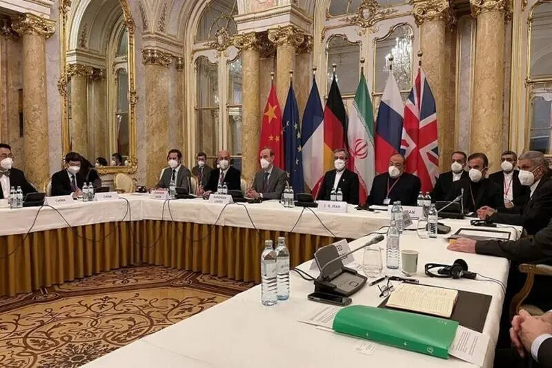 نتایج مذاکرات از نگاه طرفین  | مورا: کارمان آسان نخواهد بود | تروئیکا: پیشرفت‌ فنی حاصل شده است | باقری: دو سند جدید داریم