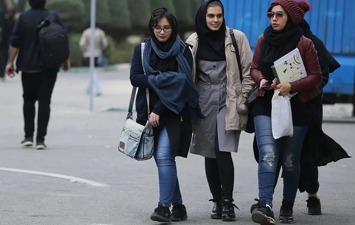 این دانشجویان بورسیه شده و حقوق می‌گیرند