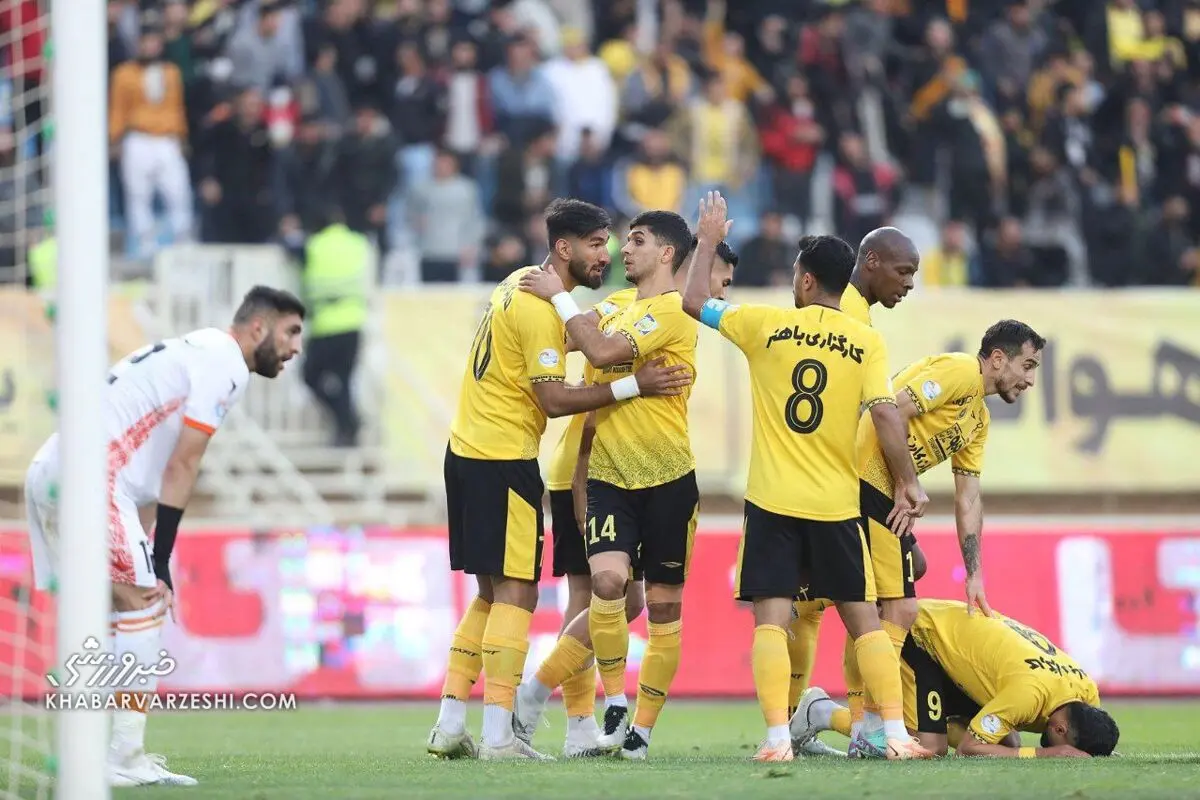عاملان اختلاف بین سرمربی و مدیرعامل پرسپولیس در سپاهان به هم رسیدند!

