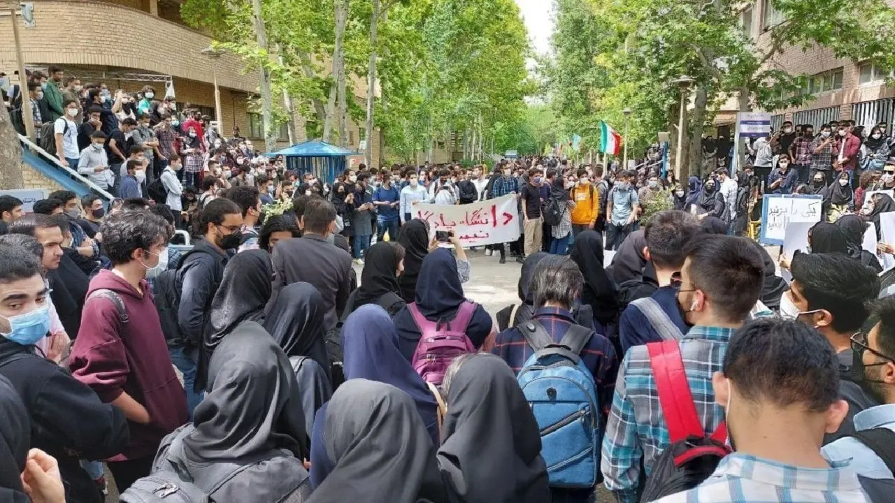 نتایج قابل تامل یک نظرسنجی مهم | تجمع های اخیر  درصد بسیار اندک از افراد عصبانی‌ است | اعتراضات هربار خشن تر می شود