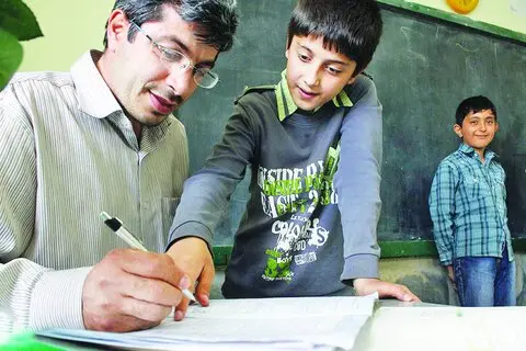 حقوق معلمان در کشورهای مختلف دنیا