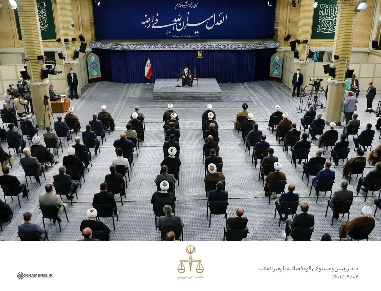 روایت وقایع وحشتناک و تلخ سال ۱۳۶۰ توسط رهبر انقلاب
