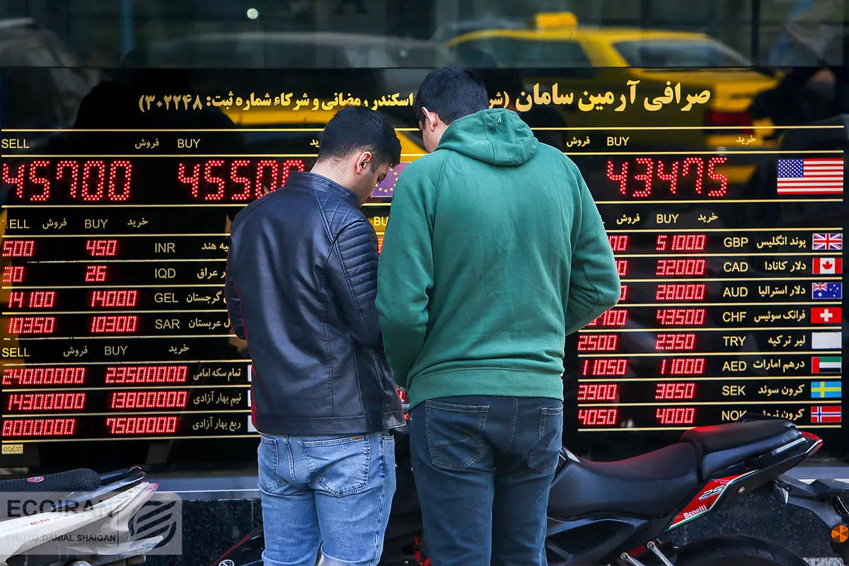 بازار تهران بهم ریخت / قیمت دلار و سکه  ریخت