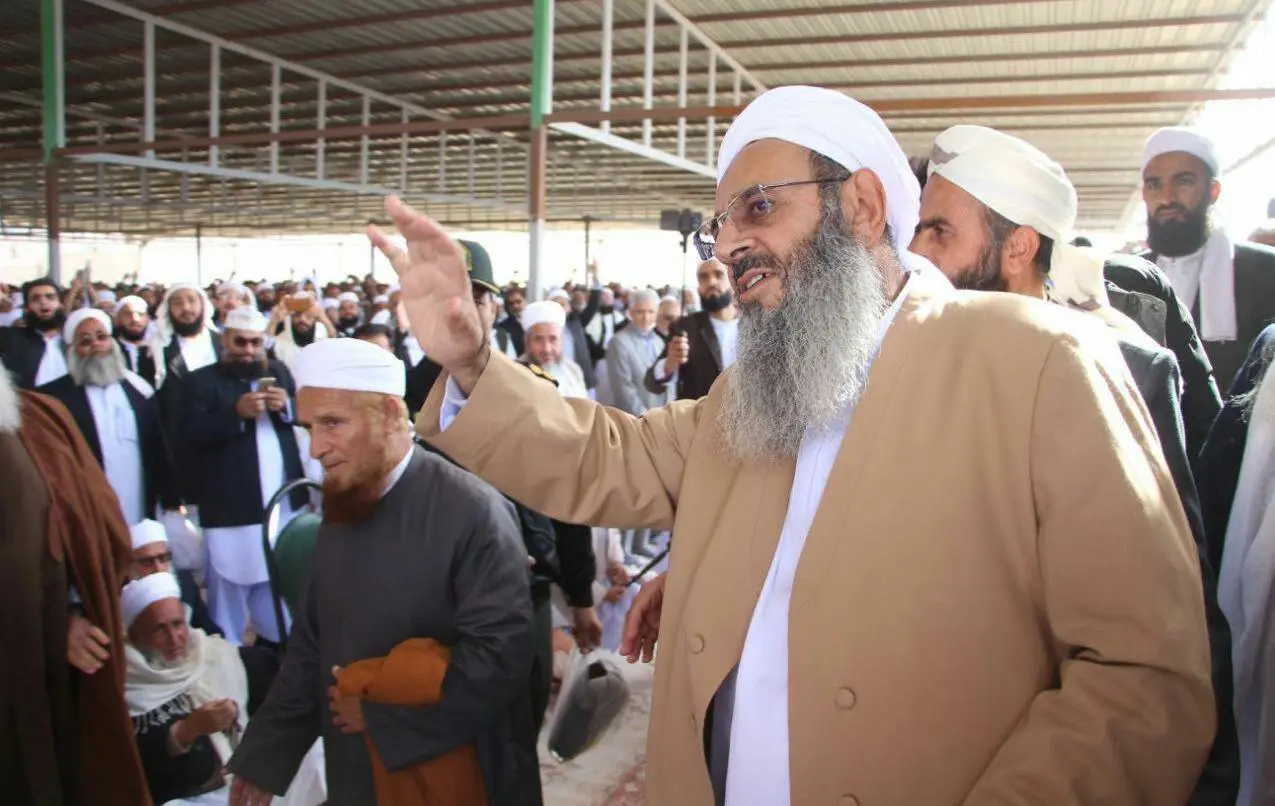 دعوت یک روحانی از مولوی عبدالحمید برای مناظره