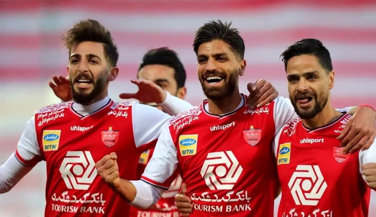شوک به هواداران پرسپولیس/ ستاره پرسپولیس از فوتبال خداحافظی می کند